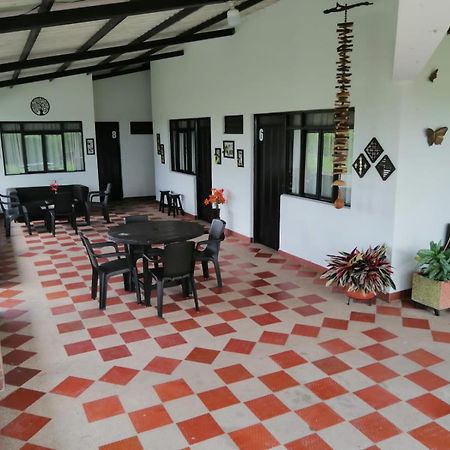 Finca Hotel El Saman De Alto Bonito Монтенегро Екстериор снимка