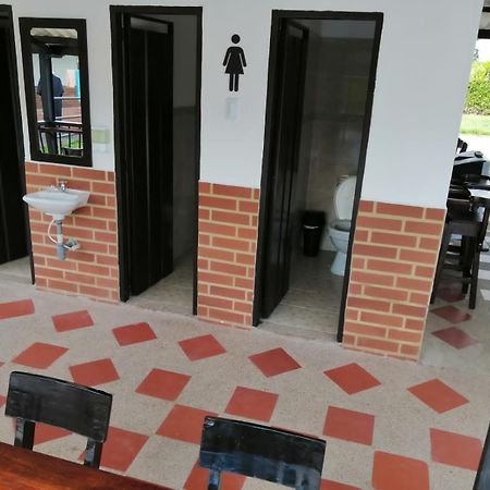 Finca Hotel El Saman De Alto Bonito Монтенегро Екстериор снимка