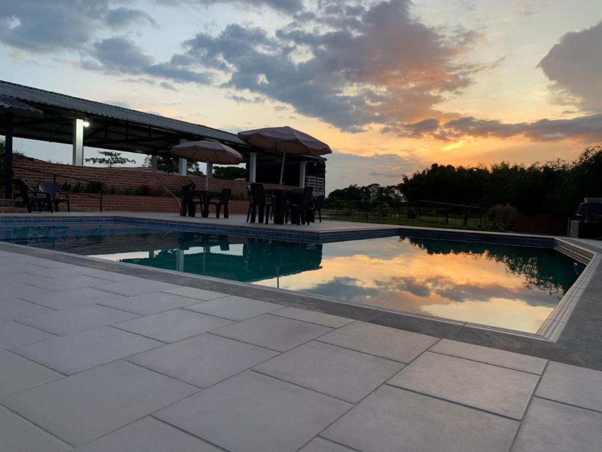 Finca Hotel El Saman De Alto Bonito Монтенегро Екстериор снимка
