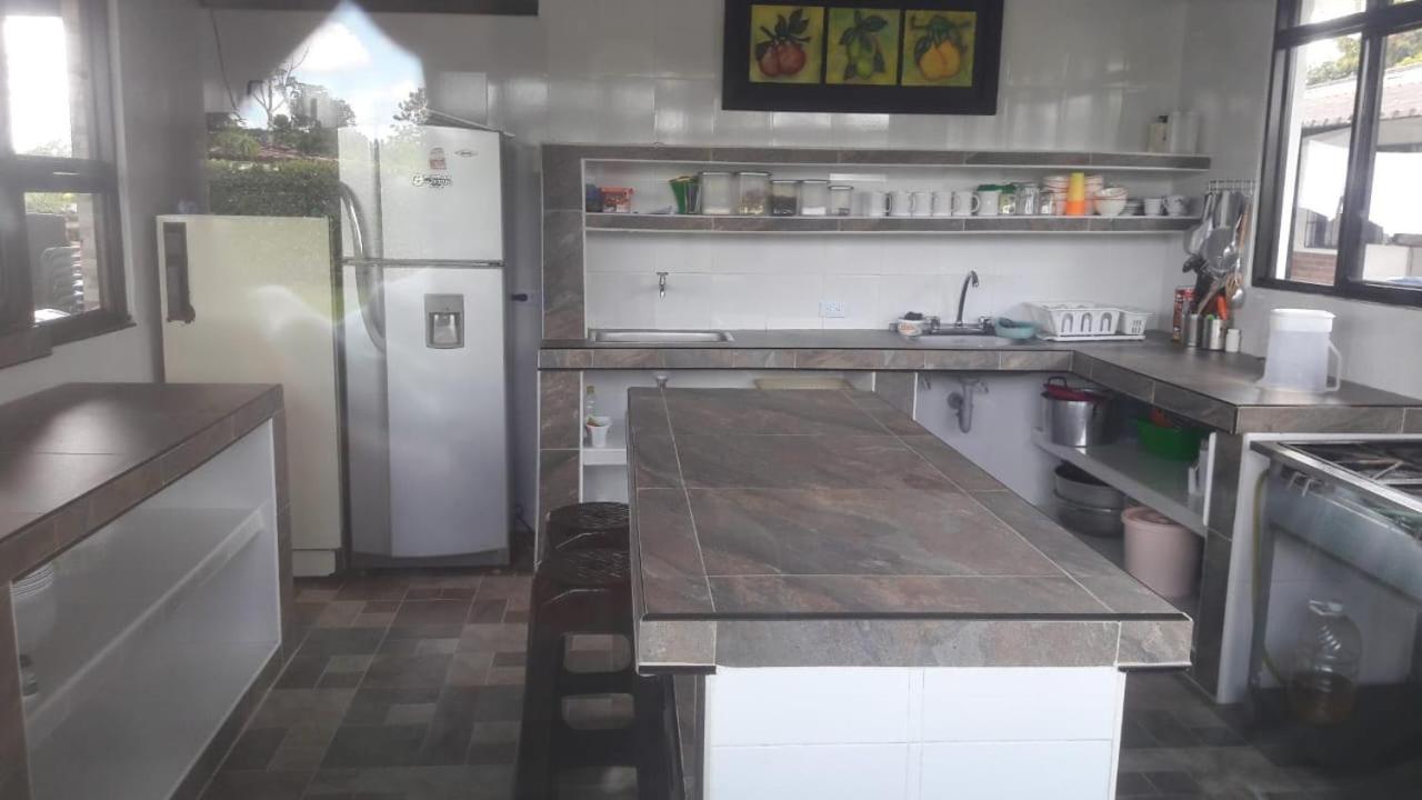 Finca Hotel El Saman De Alto Bonito Монтенегро Екстериор снимка