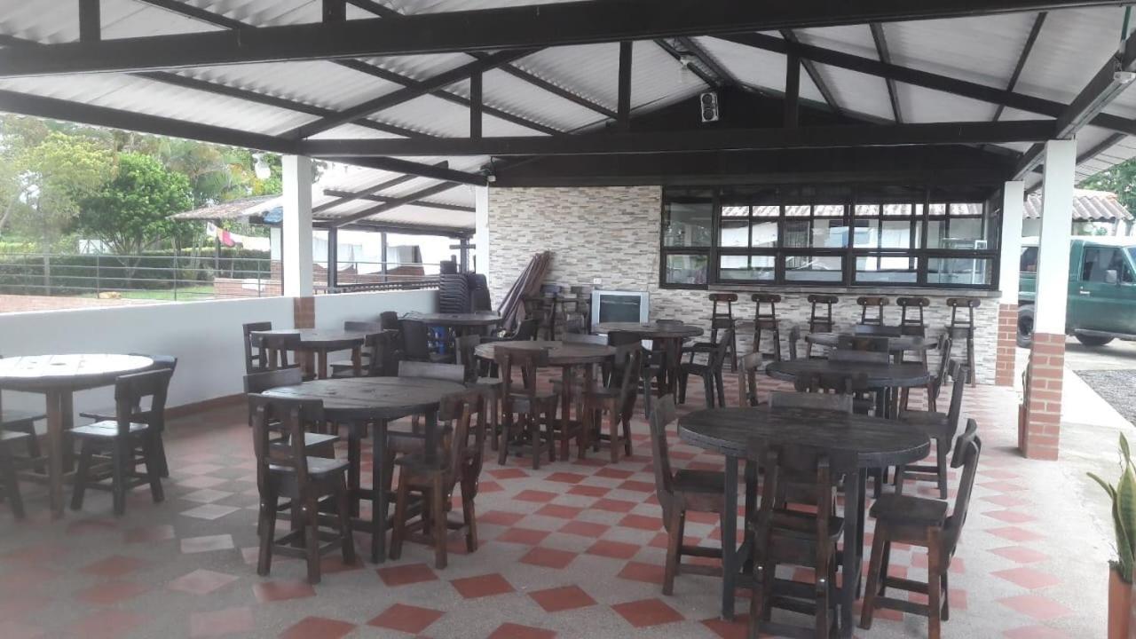 Finca Hotel El Saman De Alto Bonito Монтенегро Екстериор снимка