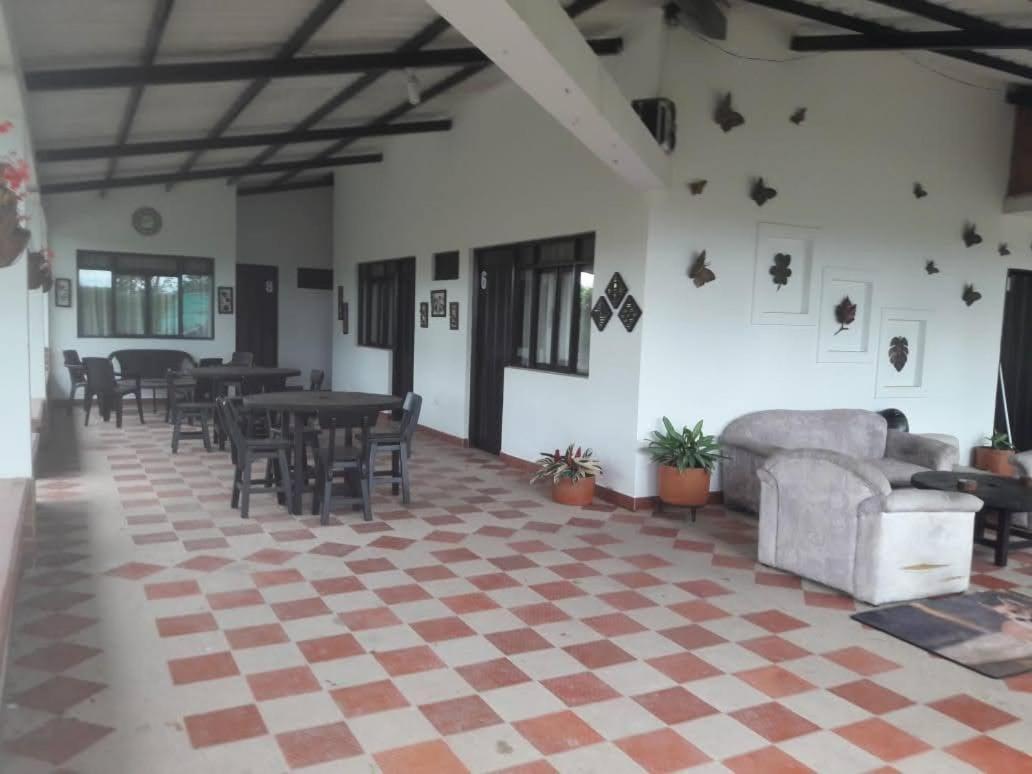 Finca Hotel El Saman De Alto Bonito Монтенегро Екстериор снимка