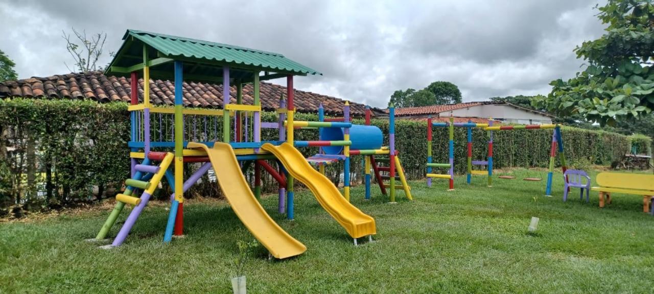 Finca Hotel El Saman De Alto Bonito Монтенегро Екстериор снимка